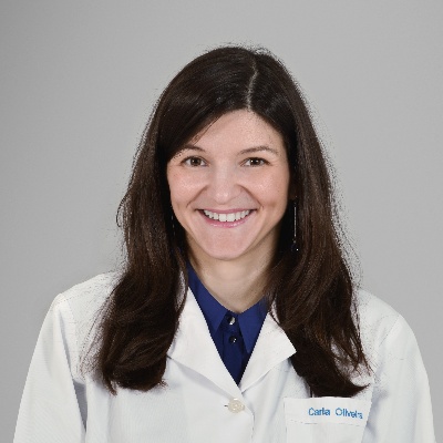 Carla Oliveira, MÉD.